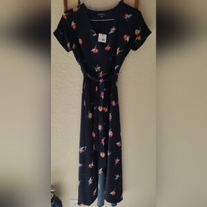 New Madison Navy Floral Wrap Dress - Small